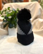 Gorro de lana corazón con pompón - Imagen 4